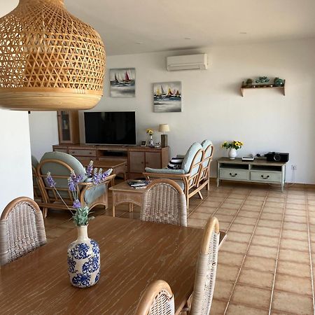 Beach House With The Heated Pool Next To Rocky Point Corralejo Exterior foto